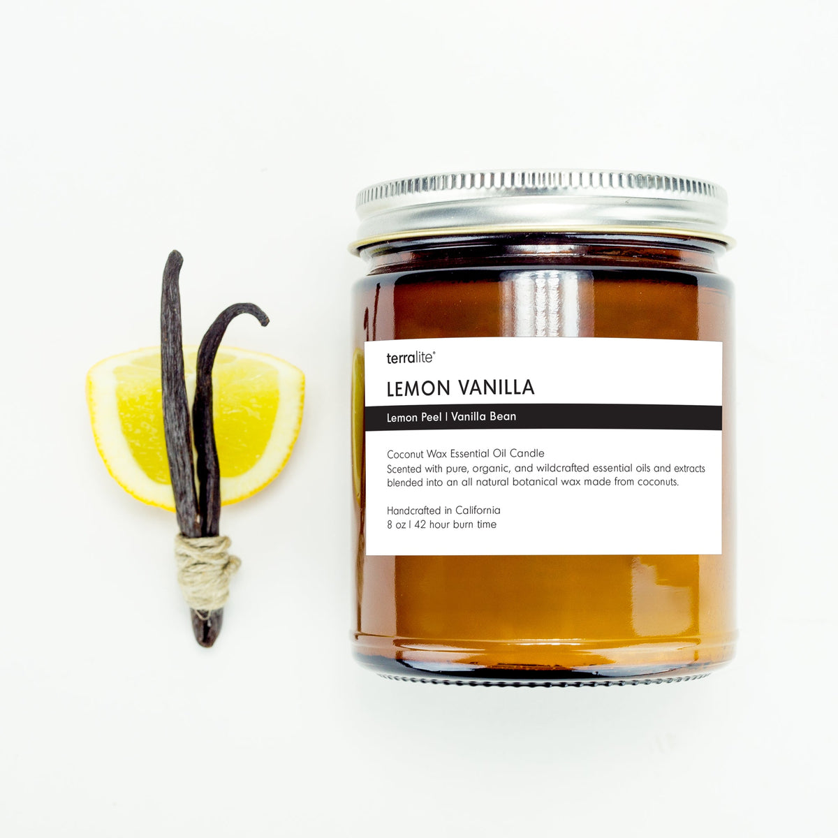 Lemon Vanilla essential oil candle scented with lemon peel and vanilla essential oils and plant extracts.